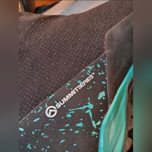 The North Face Summit Series Cayesh FUTUREFLIGHT boots. - Picture 8 of 10